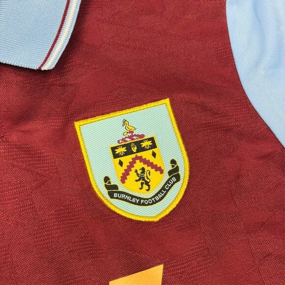 Umbro Burnley FC Football Kit Soccer Jersey Womens Small - Picture 3 of 9